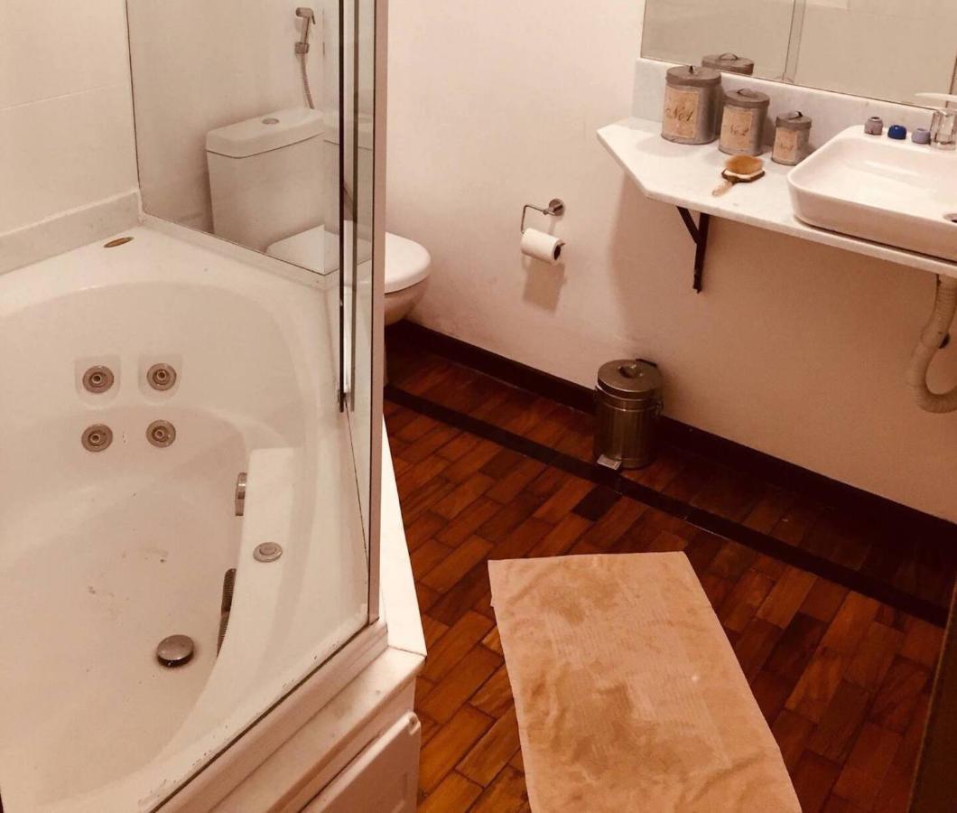 Apartemen Fullano _ Entre Copacabana E Ipanema - Privativas Confortaveis!