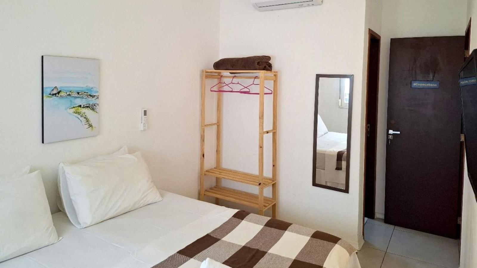 Apartemen Fullano _ Entre Copacabana E Ipanema - Privativas Confortaveis! *