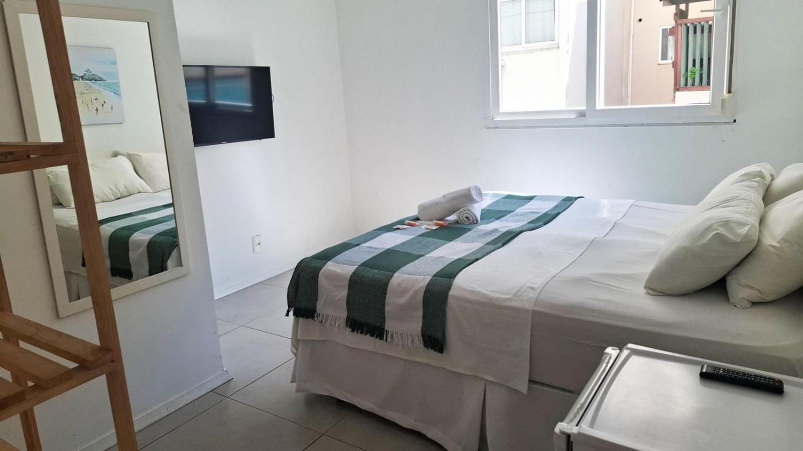 Apartemen Fullano _ Entre Copacabana E Ipanema - Privativas Confortaveis!